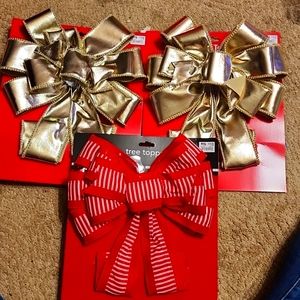 Winter wonder tree topper bows